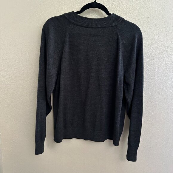 Gray/Black Lightweight Men's Sweater - Picture 3 of 4